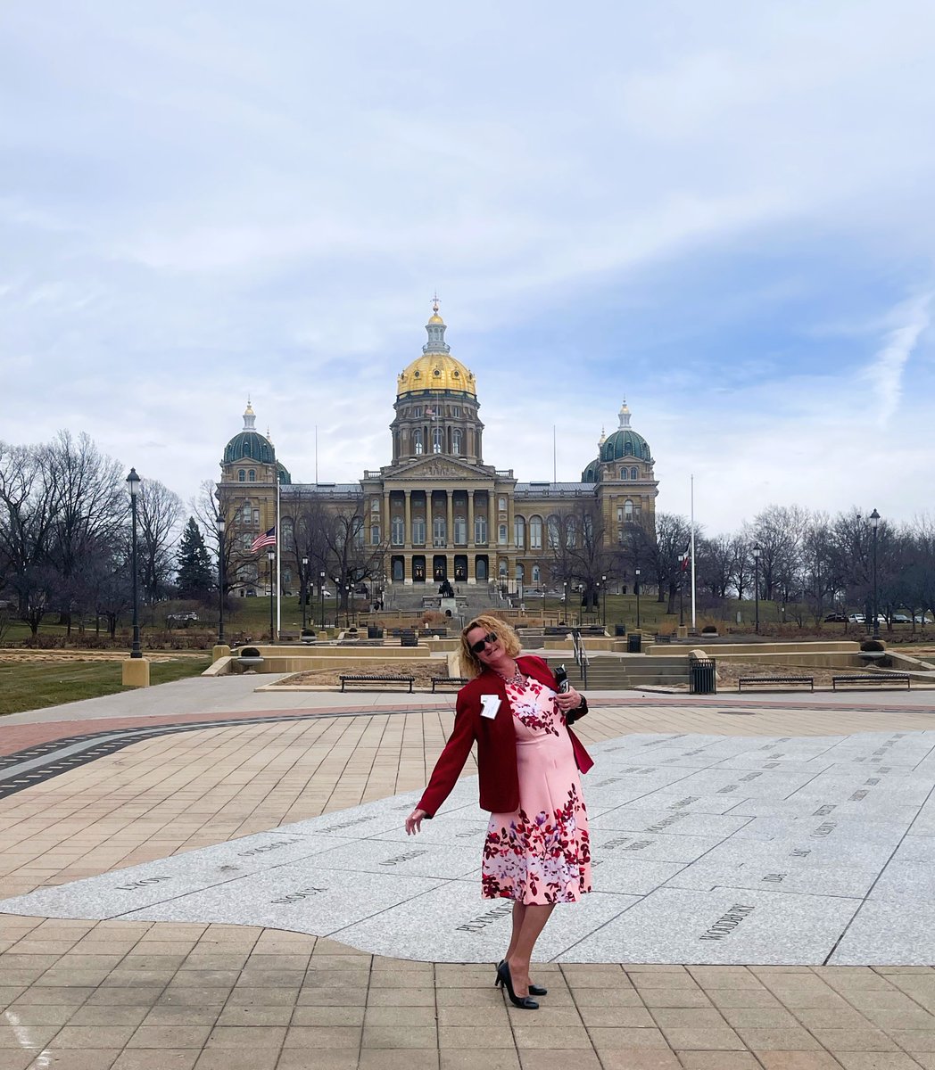 FairfieldIowa's tweet photo. Celebrating Two Years  🎉

Today, we're proud to celebrate the second anniversary of our Executive Director, Mendy, leading the Chamber! 

Join us in congratulating Mendy and thanking her for her contributions to our shared success! Here's to many more years of success together! https://t.co/aVRws6fIlH