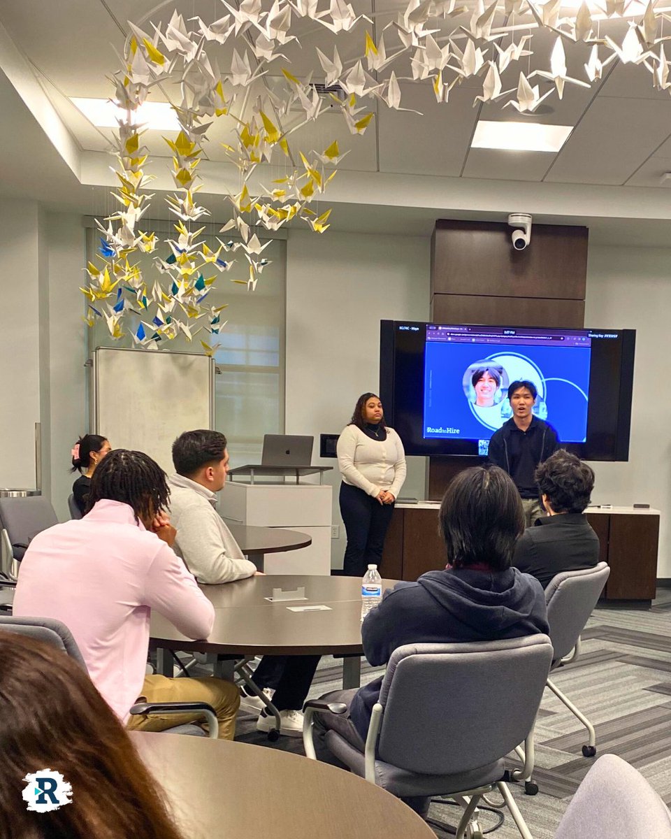 roadtohire's tweet image. Over the past weeks, the Road to Hire team had the pleasure of introducing our new Cohort of Apprentices to a workshop so they could familiarize themselves with the program and have a comprehensive tour of our space. 

#RoadtoHire #TechApprentices #CommunitySupport