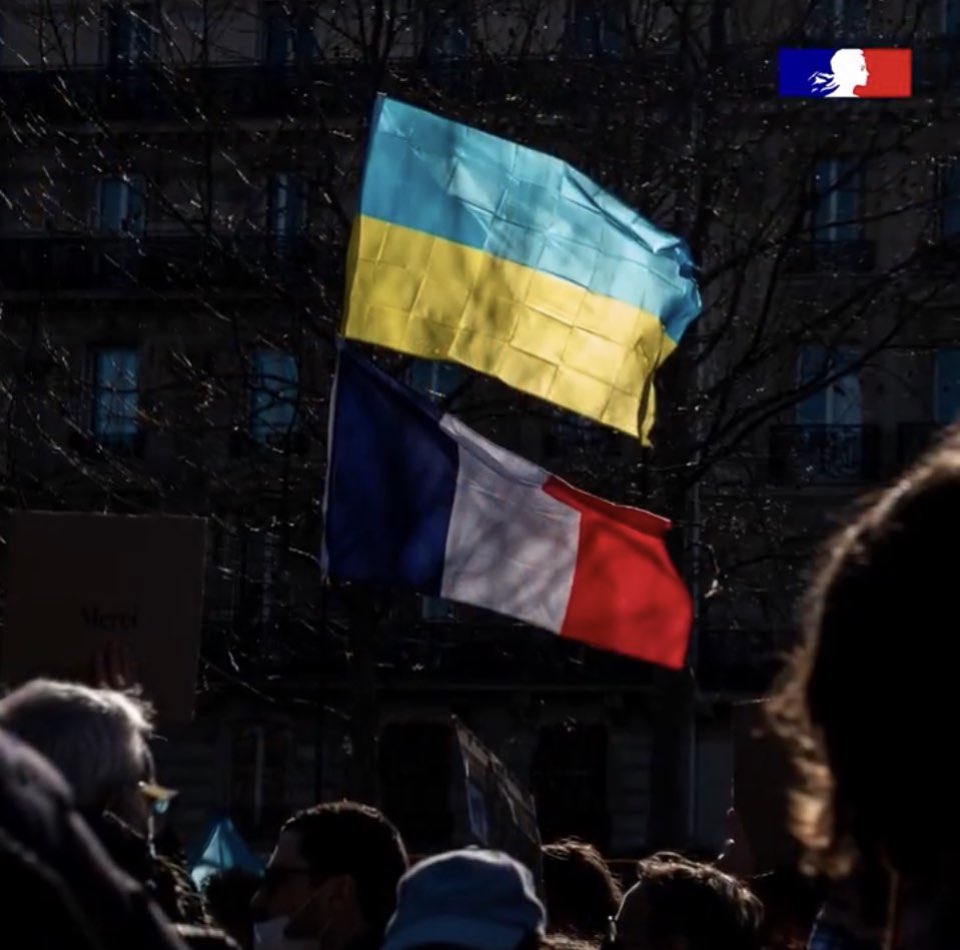 TweetingNicolas's tweet photo. #StandWithUkraine 🇺🇦
#StopPutin #StopRussia
#WarCrimes #CrimesAgainstHumanity #Genocide
#RussiaIsATerroristState
#Resistance
#MoreSanctions #TougherSanctions
#NoImpunity https://t.co/y4cgP9DDch