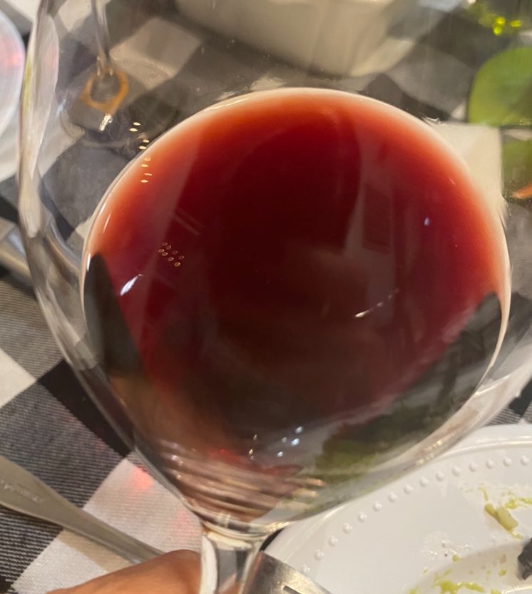 Le Bon Vin #inmyglass tweet media