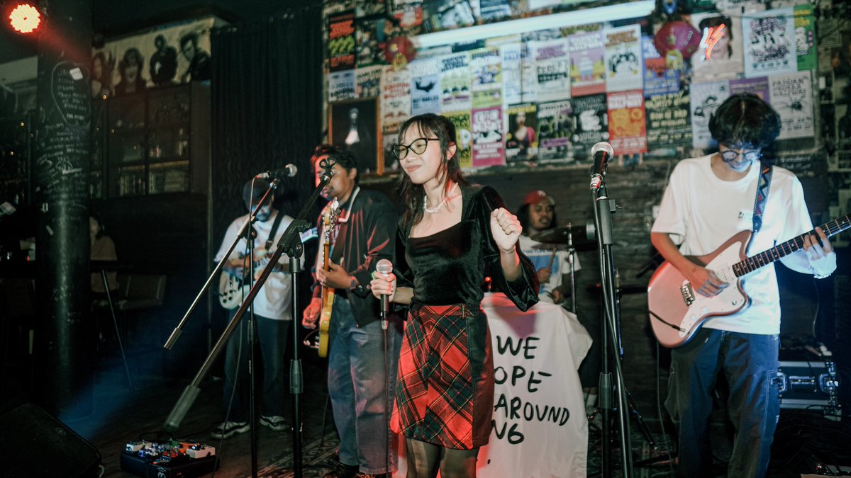 plvmb_'s tweet photo. Gigs pertama di tahun ini, senang bisa kembali manggung lagi✨ https://t.co/6hpaBcsYrP