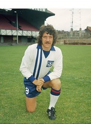 FootballRetroPlus tweet media