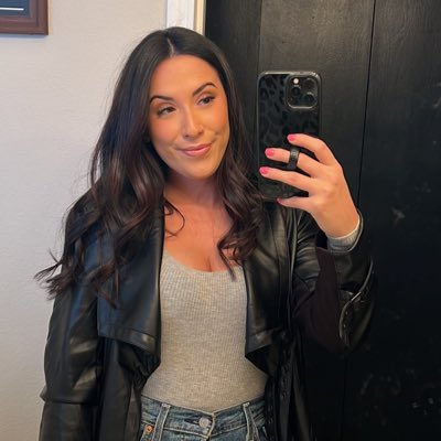 ShellyyDee's tweet photo. #NewProfilePic https://t.co/efetP4MiQe