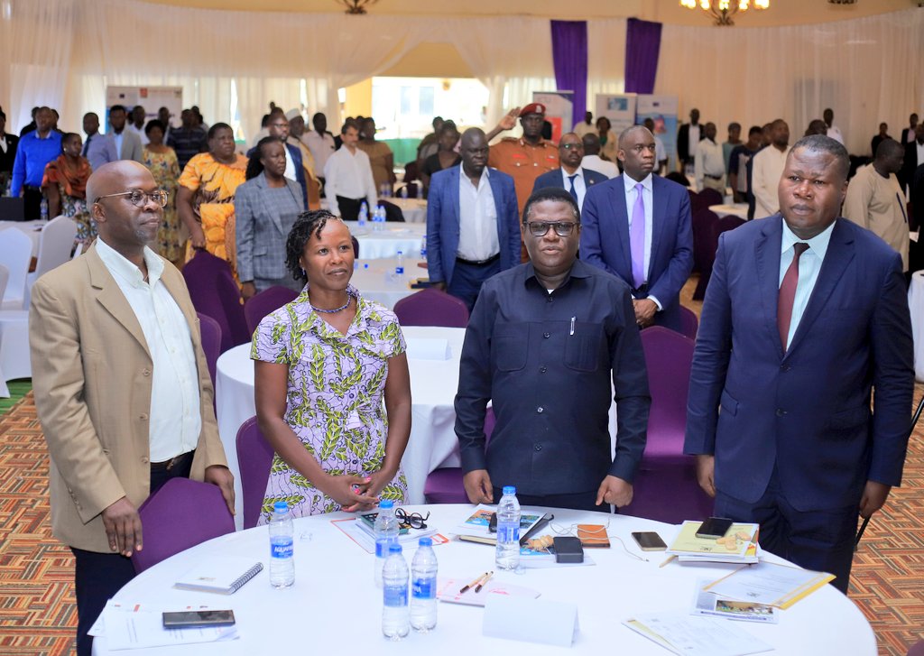 UgandaPrisons's tweet image. Hon. Norbert Mao, in closing the Symposium honoured war victims for their bravery in sharing success stories. Their resilience and contributions are integral to shaping a more just and reconciled society. #TransitionalJustice @GovUganda @MIA_UG @refugeelawproj @BelgiumInUganda