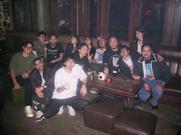 plvmb_'s tweet photo. Sehat dan bahagia selalu barudak💙 https://t.co/gxk8joSH3i