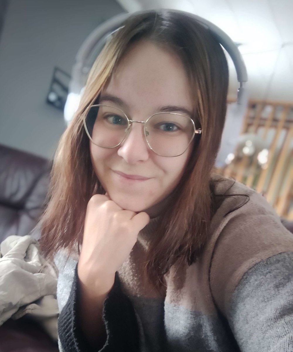 MiniMuseART's tweet photo. Time for a new pinned post! 

Hello I'm Mini! 🌿A hobby variety streamer and digital artist with a main focus around game art and art for content creators! 

All Socials - MiniMuseART

My Caard page for commission info and more art:  
https://t.co/UoaIj0ydxl https://t.co/tmRqHtKbrY
