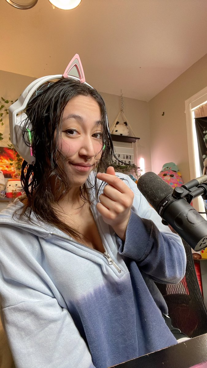FluffyPBT's tweet photo. DIRECT TODAY! 

Let’s watch it together👀

What are you most excited for??
Then we are climbing after!

Live on the purple site💜✨

#NintendoDirect #tft #teamfighttactics #riotgames https://t.co/ywd2iPziw7