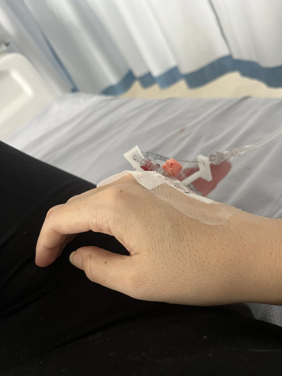 Michelle Owen tweet media