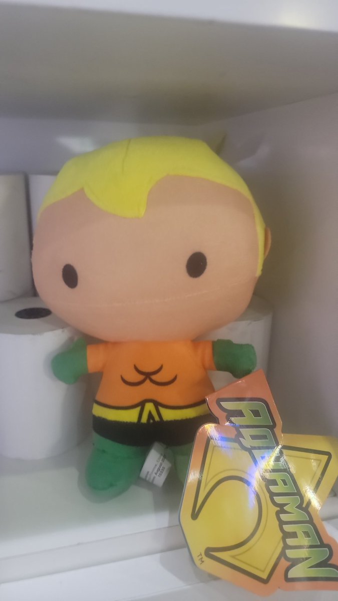 OHB_Kev's tweet photo. The people I have come through and Redeem their tickets are so Amazing.  I talk to one for a brief moment  and next  thing I know they hand me this out of one of our claw machine #DingDingDing #DaveandBusters #WinnerCircle https://t.co/Qezkr8lfMO