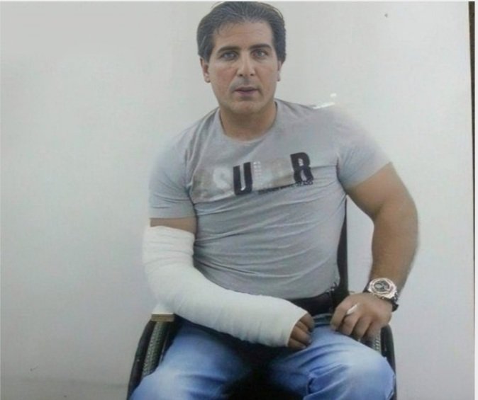 gianlucamart1's tweet photo. Ciao @CarloCalenda, vista la tua sensibilità riguardo ai detenuti politici, vorrei informarti che stamattina è morto nel carcere israeliano di Nafha, Khaled Al-Shawish, 53 anni, disabile dal 2001 a causa di una fucilata alla schiena di un cecchino, in carcere da 17 anni nonostante la paralisi.
Pensavo, potremmo organizzare una bella manifestazione di piazza insieme a @ellyesse, Maurizio Landini, i pariolini per un mondo libero da Roma sud, e quei buontemponi di + Europa, sempre in prima fila per la difesa dei diritti dei disumani.
Poi, a fine manifestazione, tutti dal sindaco @gualtierieurope per chiedere di cambiare il nome della strada davanti all'ambasciata israeliana con Via Khaled Al-Shawish.
Ah, quasi dimenticavo, Khaled non è russo ma palestinese, può interessare? No? Ok, come non detto.
Buona serata.