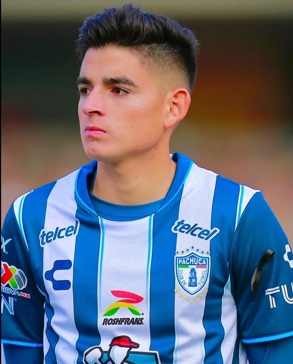 Jovenesfutmx's tweet photo. 👉🇲🇽Sin tantos reflectores pero Pedro Pedraza(23) es una pieza importante en el esquema de Guillermo Almada🤝

🔴El joven contención partido a partido sigue afianzándose como titular indiscutible. Rompiendo el juego ofensivo del rival, recuperando y distribuyendo la pelota 

Esperemos siga sumando este torneo 🙌

#miseleccionmx #mls #futbolmexicano #chivas #clubamerica #tuzos #pachuca