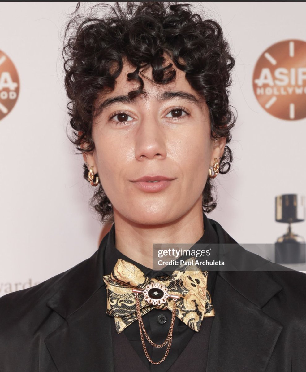 Thank you @ASIFAHollywood 🙌🏽 my curls and my voice were very happy during the Annie Awards 🥹🫶🏽 watch “Craig Before The Creek” on Cartoon Network 🎙️🏴‍☠️✨