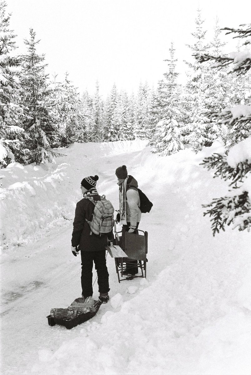 Even more #blackandwhitephotography from 2024 #RallySweden - atmosphere shots.

#paulreinhold640 #rollei #50mm18 #WRC