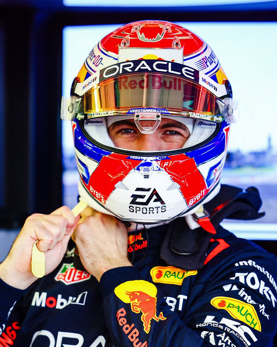 Max33Verstappen's tweet photo. Great to be back in an F1 car again, good fun out there today 😄🇧🇭 https://t.co/scrmZPyX5T