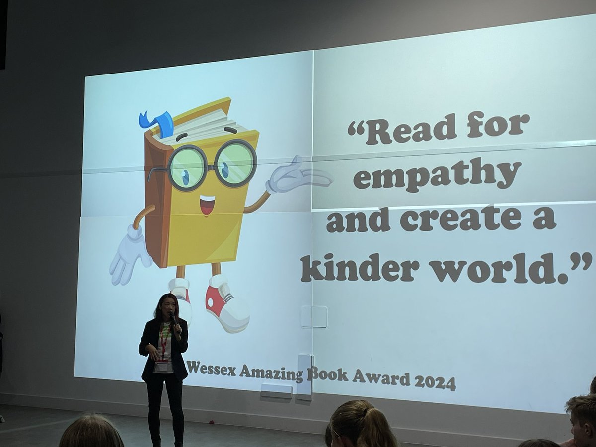 For our Wessex Amazing Book Award morning @thomashardye provided the badges, bookmarks and certificates. We were also lucky to see @suecheungstory who spoke about #reading and #empathy Great morning seeing friends from @SG_Library_ @BryLibrary @Shaftesbury_LRC @ParkstoneGS