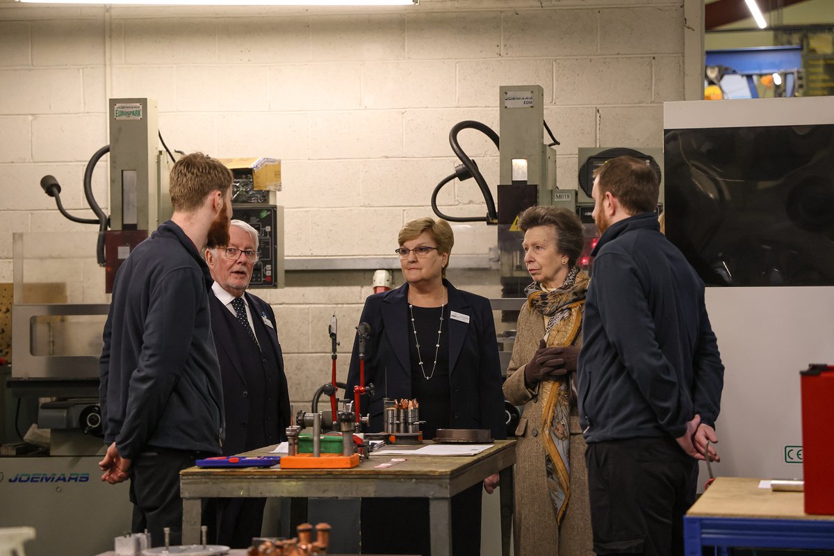 agemaspark's tweet photo. A few of the images from today's Royal visit by HRH The Princess Royal &amp; Professor Dame Hilary Chapman DBE – His Majesty’s Lord-Lieutenant of South Yorkshire
@LieutenancySY
@RoyalFamily Thank you to Cody Watkinson, Year 13 student in Digital Media &amp; Photography with Doncaster UTC https://t.co/eb4ycu73t3