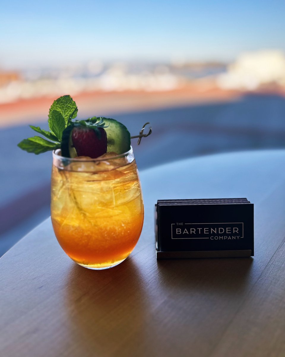 BartenderComp's tweet photo. (David Attenborough voice): “Here, we see the Cocktail in its natural habitat…”
#animalinteractions #naturalSIPstory #DRINKumentary https://t.co/0eManXqP1n