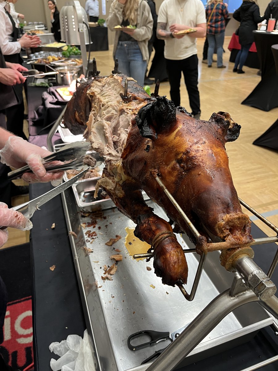 Take a look at this master piece😋 Our Table Top Carving Stand is what you need to complete the full pig roast experience for your guests. WOW them every time!

#pigout #catering #versatile #pigroast #wowyourguests