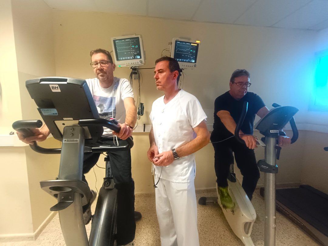 HTVCEbre's tweet photo. 🔊🚶🚶La Unitat Comunitària de Rehabilitació #Cardíaca de l’#HTVC aconsegueix el certificat SEC Excel·lent, després de complir amb èxit els requisits establerts per la @secardiologia. Enhorabona equip i persones usuàries! 
ℹ️ https://t.co/P9R6u9NuaD @icscat @salutcat https://t.co/NNVzR8jt4l