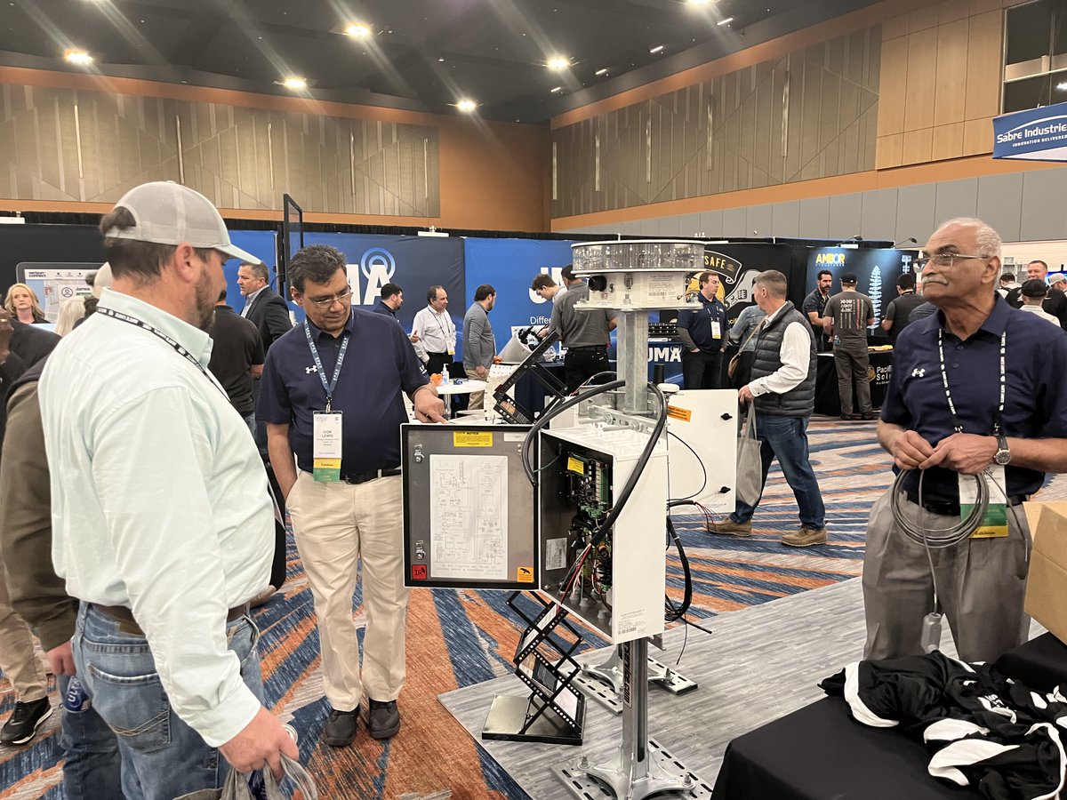 Flash Technology tweet media