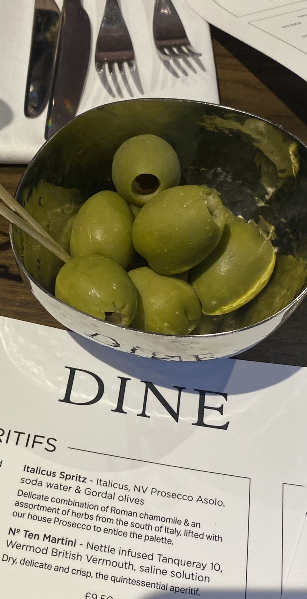 Bite Magazine 🍷🍭 tweet media