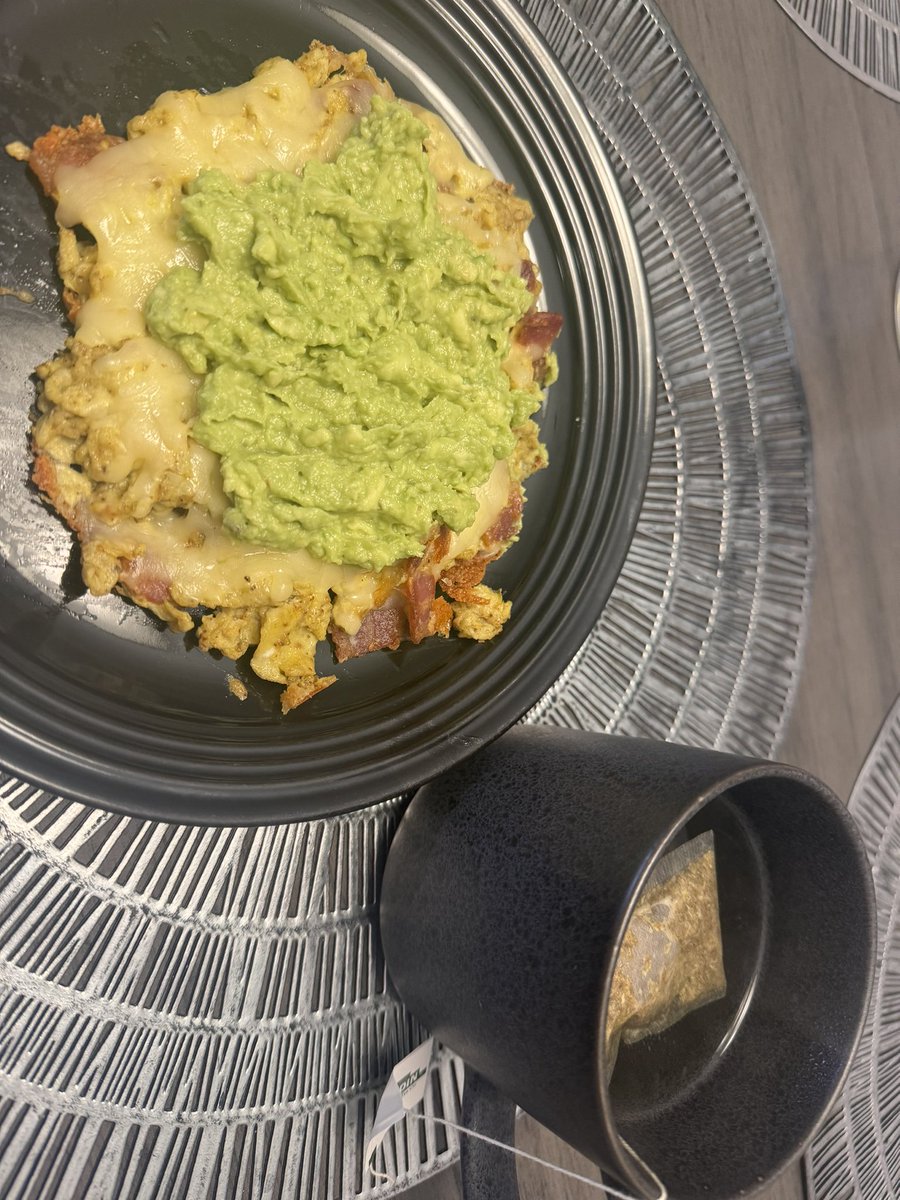 Valeriabaquer10's tweet image. Cuando me levanto feliz se nota😅