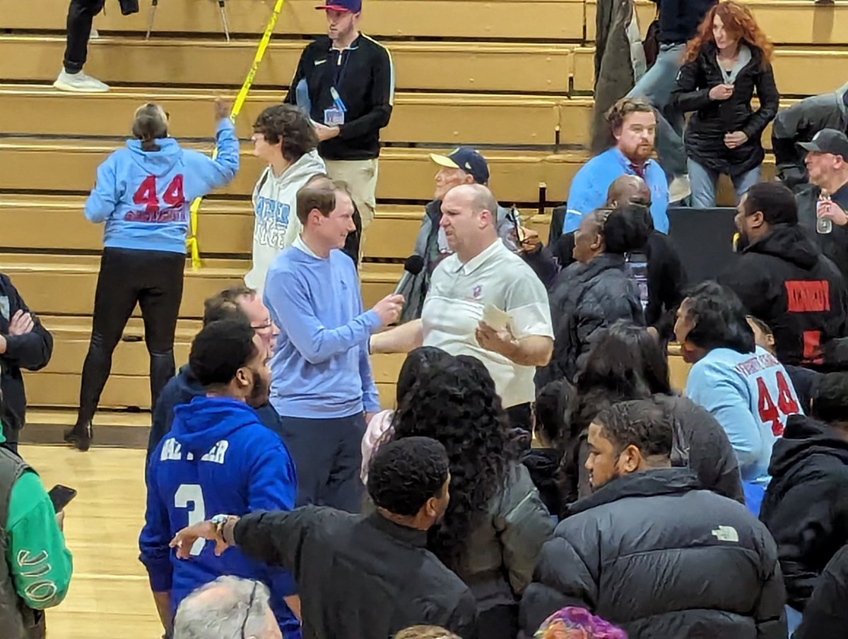 ShurillaGorilla's tweet photo. Had a great time working with
@boblongsports @dannyrovi20 @BradyJoyce4 as @FJAthletics punched its ticket to tonight's @AOPathletics semis at The Palestra! https://t.co/VVMi9uh3vN