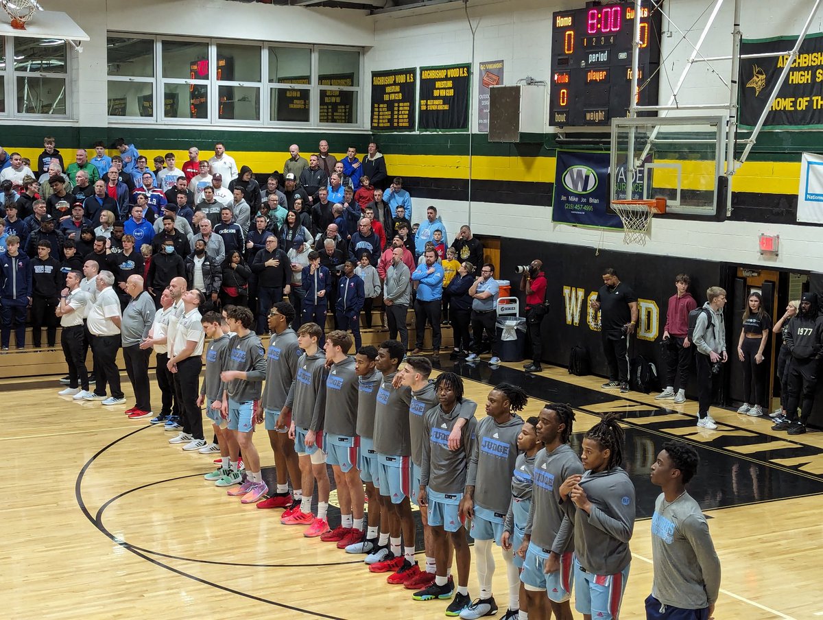 ShurillaGorilla's tweet photo. Had a great time working with
@boblongsports @dannyrovi20 @BradyJoyce4 as @FJAthletics punched its ticket to tonight's @AOPathletics semis at The Palestra! https://t.co/VVMi9uh3vN