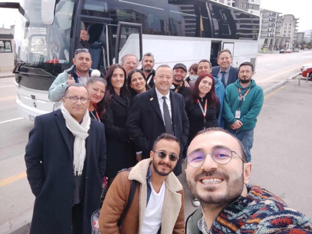 Olmamız gereken günde, olmamız gereken yerdeydik..
#DünyaRehberlerGünü
#rehberimedokunma 
#rehbersizturolmaz 
#RehberlikMesleğiRiskAltında 
#mecliseAçıkÇağrımız