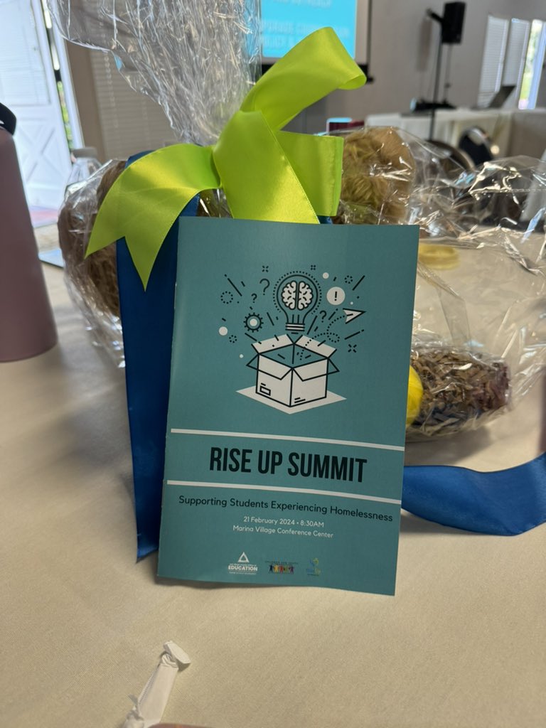 Bringing Education and Community Partners together with our incredible @OsideUSD Foster and Transitional Youth Liaisons at the Rise Up Summit: Supporting Students Experiencing Homelessness. Grateful to <a href="/susieterry/">Susie Terry (she/her)🏳️‍🌈</a>, #SDCOE, and #SDUSD for hosting!  #Education #Community