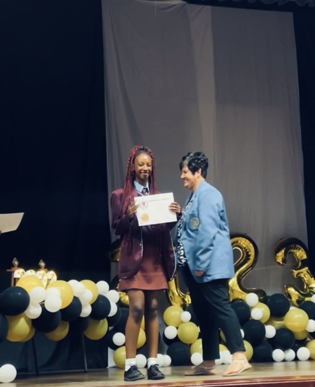 TUMI02GP's tweet photo. Academic Awards night. Ms Naledi❤️. Leading The Gang by example. Chasing excellence Beke-Le-Beke.
#TumiAndTheGang
#BeingDaddy https://t.co/aj1ydKkJOO