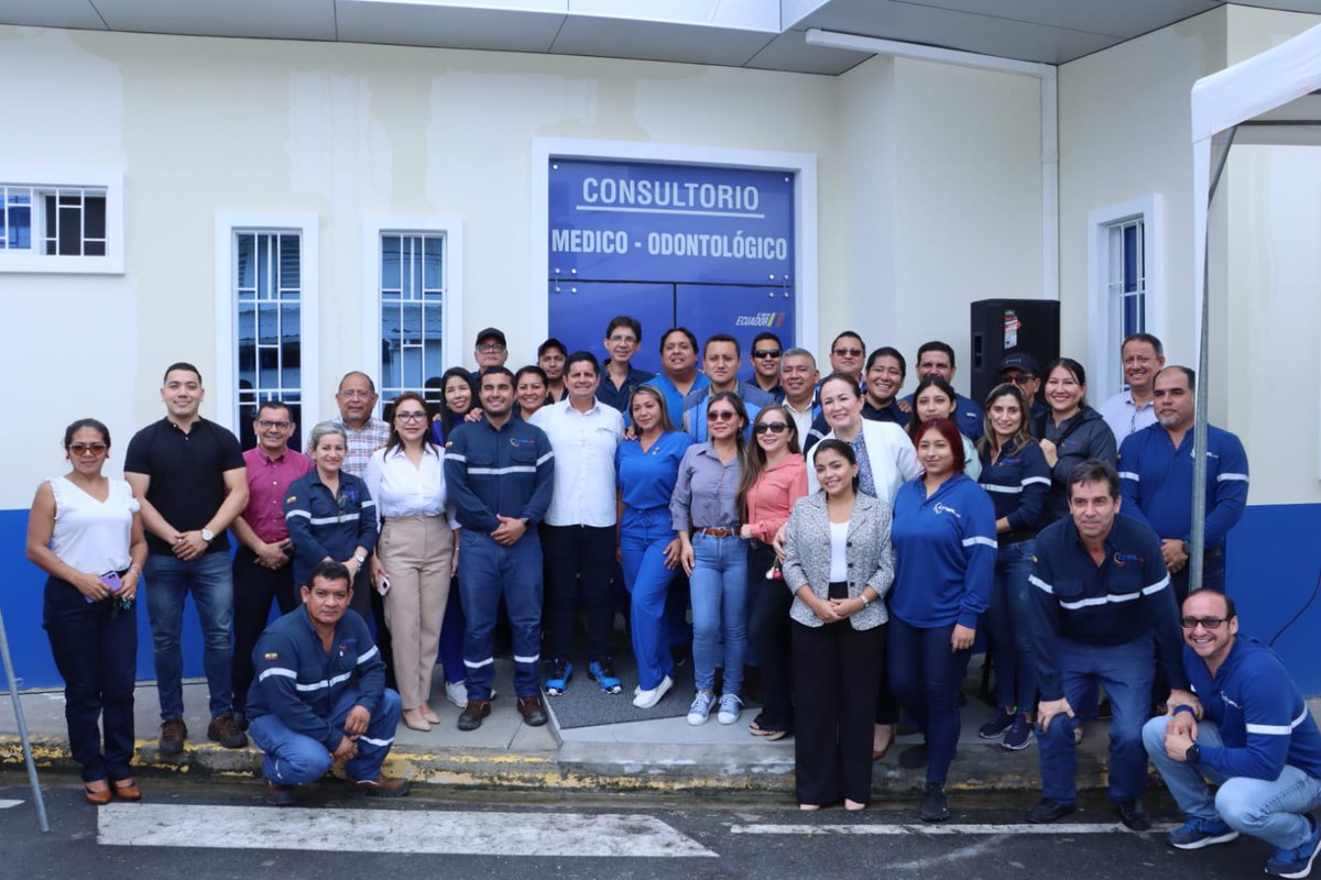 <a href="/enriquejvelozz/">Enrique Veloz Zambrano</a> <a href="/GoberElOro/">Gobernación de El Oro</a> Durante su intervención, <a href="/enriquejvelozz/">Enrique Veloz Zambrano</a>, destacó la gestión de la administración a favor de 540 trabajadores y mencionó que: “Un centro médico en el lugar de trabajo es un activo invaluable que ayuda a proteger y mantener el recurso humano más importante de cualquier empresa: