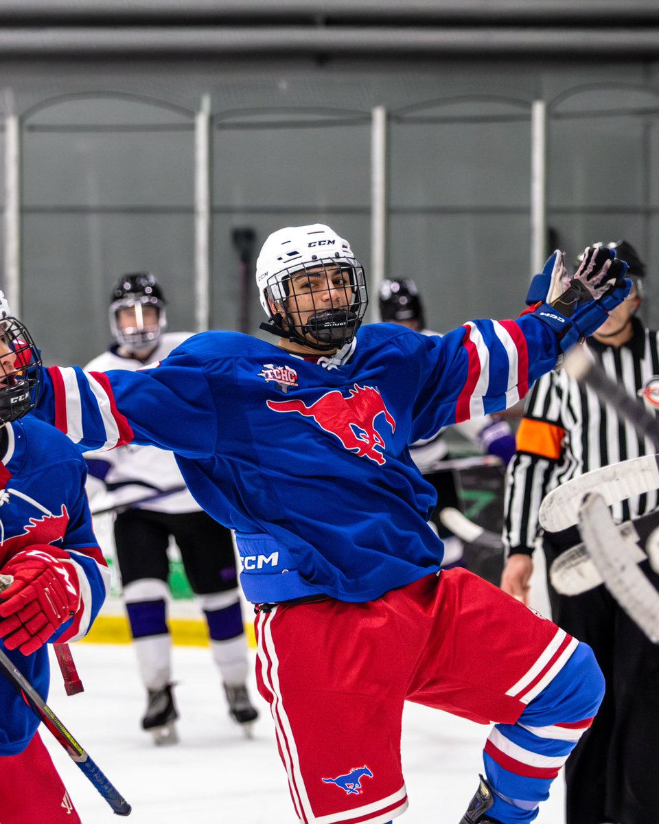 smuhockey's tweet image. 🫵YOUR TCHC CHAMPIONS🏆

Your SMU MUSTANGS defeated TCU 6-4 in the finals to become the 2023-2024 TCHC Champions and bring home the 🏆

#smuhockey | #ponyup | #champions