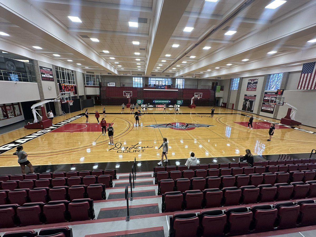 Michael Epps (@michaeleppstv) on Twitter photo CHASING A CHAMPIONSHIP π
Transy about to host the <a href="/HCACDIII/">Heartland Collegiate Athletic Conference</a> conference tournament this weekend, looking to win it for the 6th straight time and keep this undefeated record going into the big dance! <a href="/TUWBX/">Transylvania WBX</a>
They swept the conference awards too! Hear from them tonight on CHASING A CHAMPIONSHIP π
Transy about to host the <a href="/HCACDIII/">Heartland Collegiate Athletic Conference</a> conference tournament this weekend, looking to win it for the 6th straight time and keep this undefeated record going into the big dance! <a href="/TUWBX/">Transylvania WBX</a>
They swept the conference awards too! Hear from them tonight on