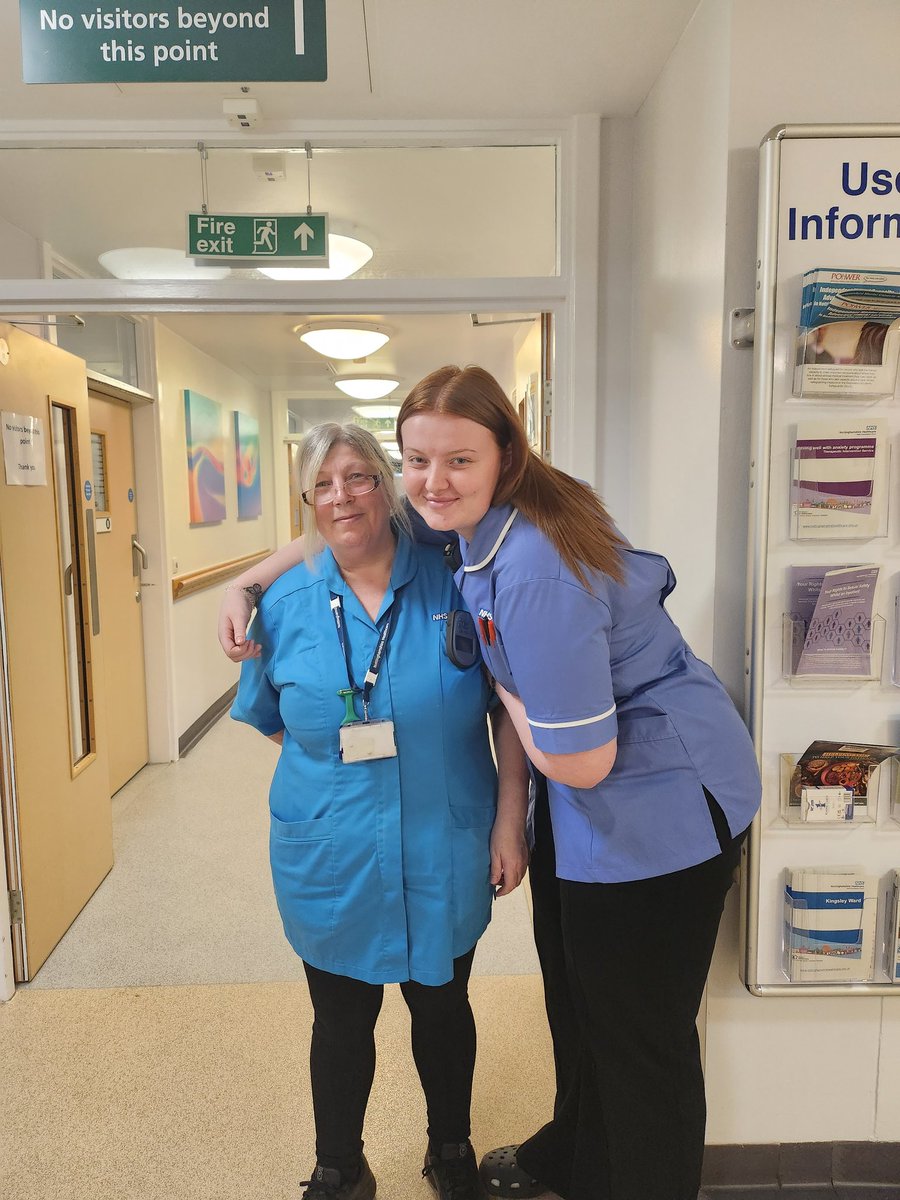Robinward24's tweet photo. just a few of our amazing staff members that make Kingsley ward a team.#nationalmentalhealthnurseday #kingsley_ward #teamwork 
Happy national mental health nurses day. 👨‍🚀 https://t.co/vxAWdXeP9Z