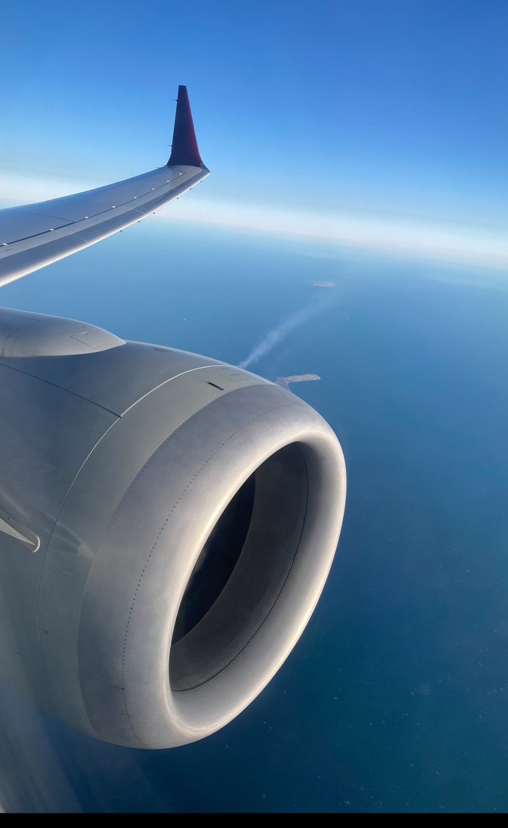 zozotwet's tweet image. QATAR AIRWAYS 🇶🇦