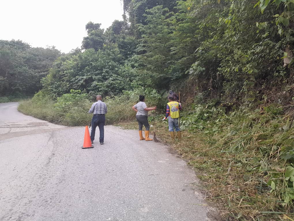 PCD_Merida's tweet image. Seguimos trabajando por el municipio que nos merecemos!! Bajo instrucciones del alcalde Lisandro Segura, continuamos con los operativos de limpieza en distintos sectores del municipio Alberto Adriani. Seguimos siendo la mejor gestión de Venezuela.