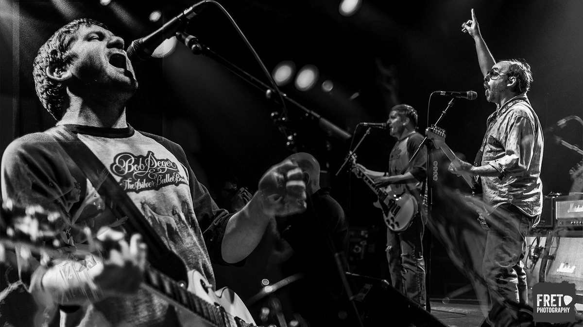 fretphotography's tweet photo. Been down in London (and then a little under the weather) so I haven't had a proper chance to edit these, but the full @themenzingers set should be up this week! https://t.co/xYlYSD6pPZ