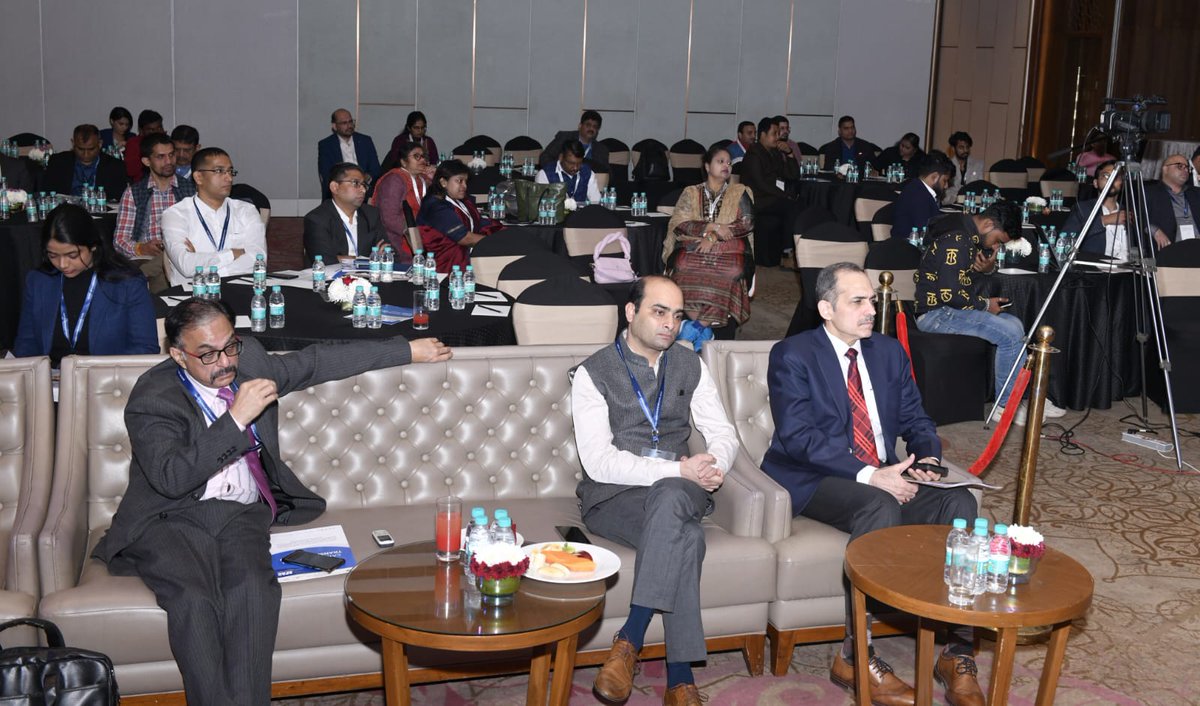 इस बारे में कल्याण सिंह इंस्टीट्यूट राज्य कैंसर संस्थान द्वारा आईआईटी कानपुर व कार्सिनोज़ संस्था के सहयोग से कैंसर के संबंध में टेक्नोलॉजी का प्रयोग करते हुए अवेयरनेस, अर्ली डिटेक्शन, डायग्नोसिस, ट्रीटमेंट और रेहैबिलिटेशन पर काम शुरू होने जा रहा है।