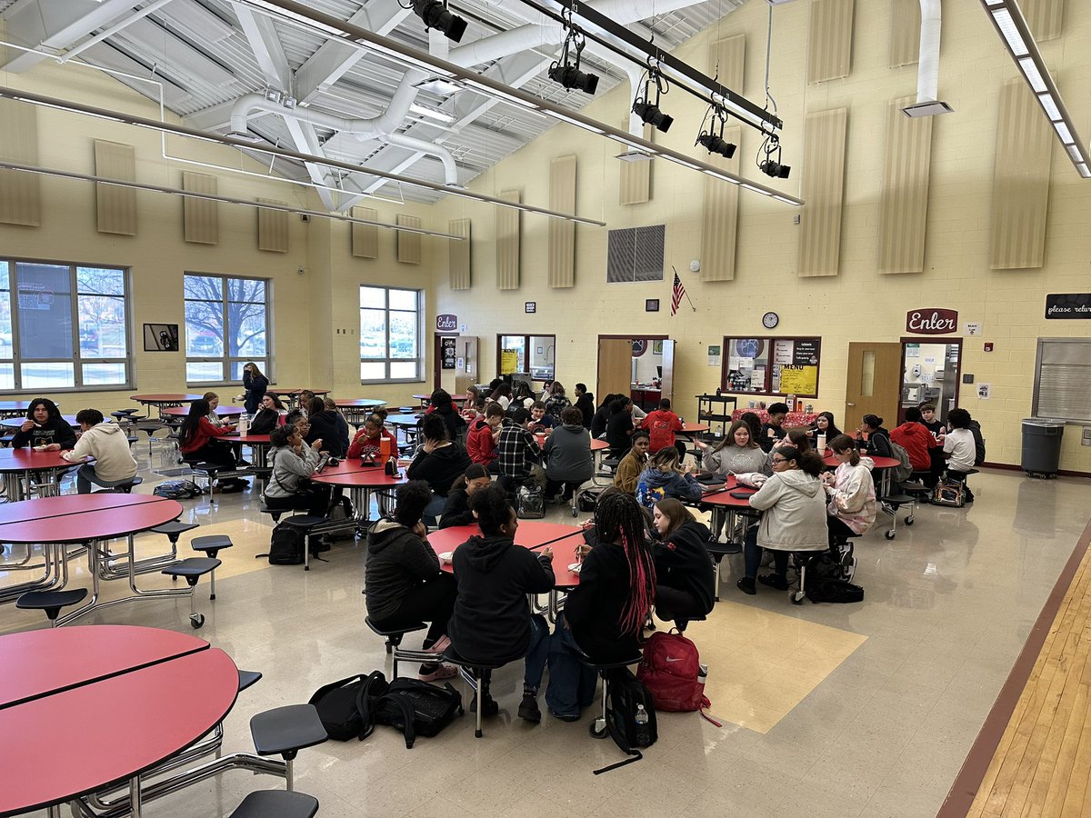 Celebrating over 130 7th and 8th grade Honor Roll and Merit Roll students with an ice cream social!! Great job!!! #BulldogPride