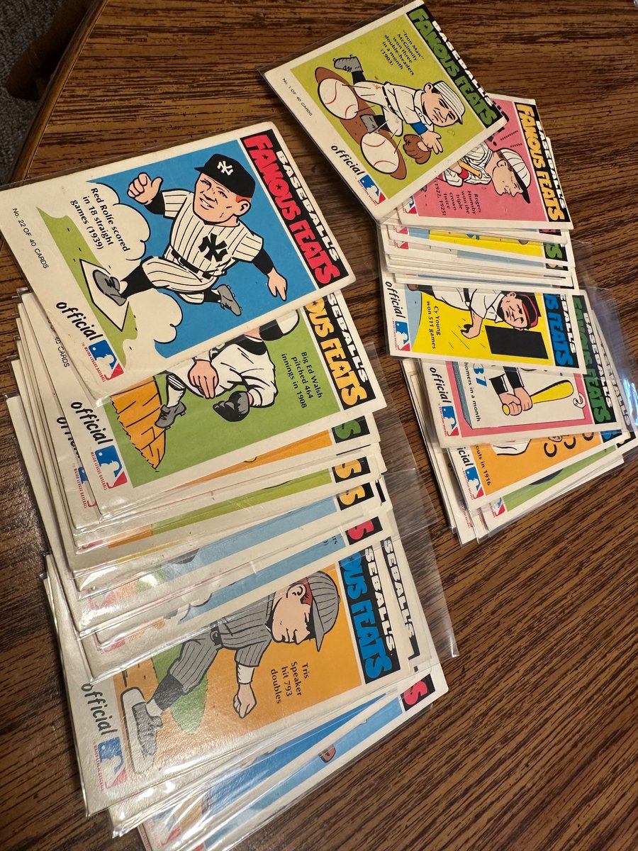 Finished of this 1972 Laughlin set, fun to work on. Anyone happen to know estimated print run of these Fleer sets?