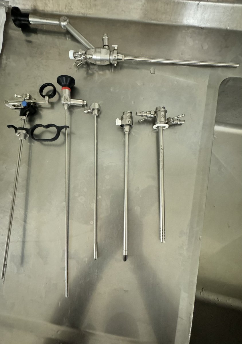 antonioesqueda's tweet photo. MiLEP is better than Holep???

The MiLEP is the performance of laser enucleation of the prostate due to hyperplasia, using small-caliber 19-22 Fr optical instruments, which helps us reduce urethral dilation, risks of urethral stenosis due to ischemia or trauma.
HIGHLY RECOMMENDED https://t.co/CBtgHGVK1i