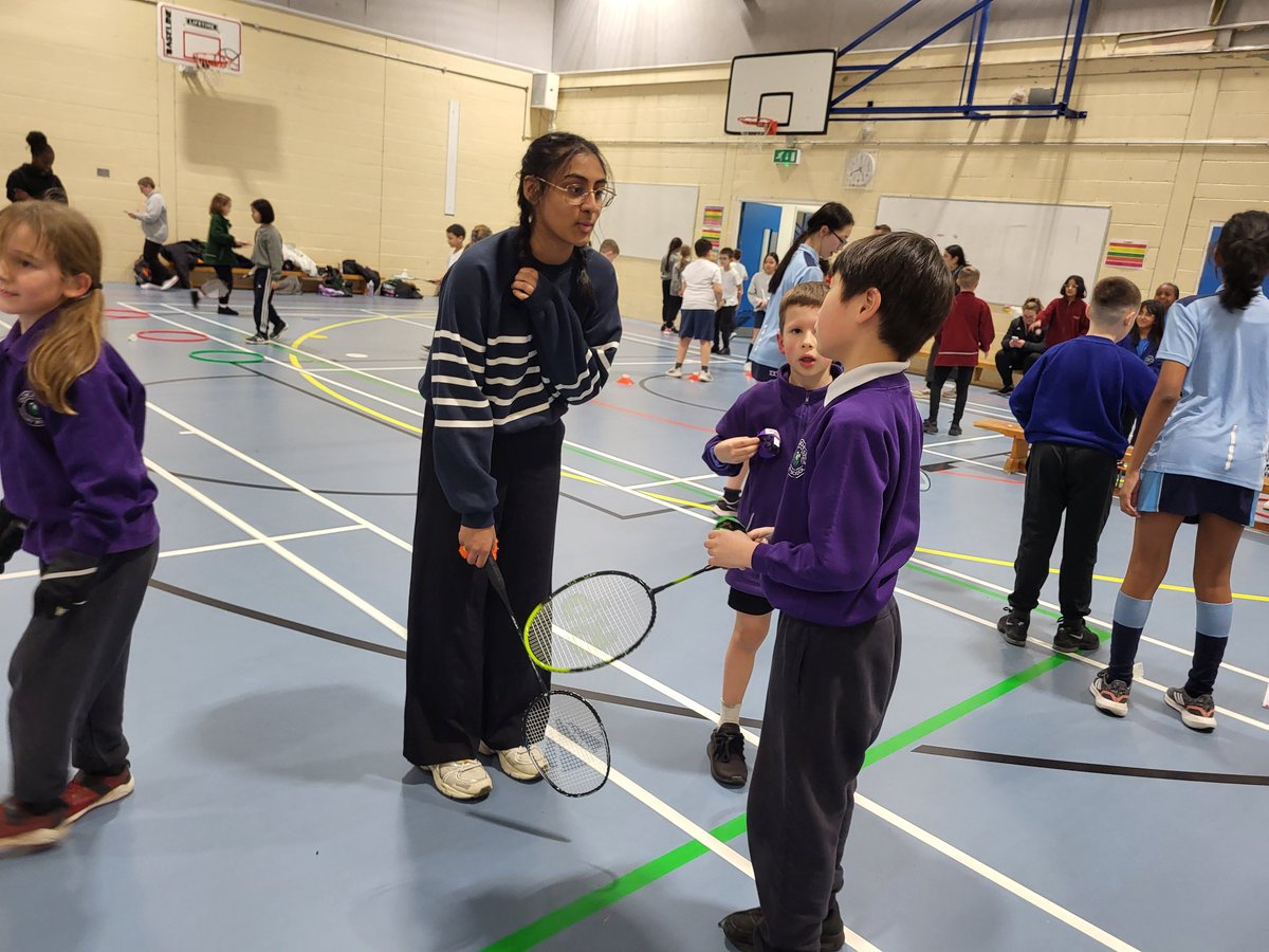 SSPSutton's tweet photo. Thanks very much @NonsuchHSG for hosting our Y3/4 @LdnYouthGames #Racketpack festival. Sports leaders boosted confidence with their encouragement for players! @BadmintonEnglnd https://t.co/mZj94A35Sb