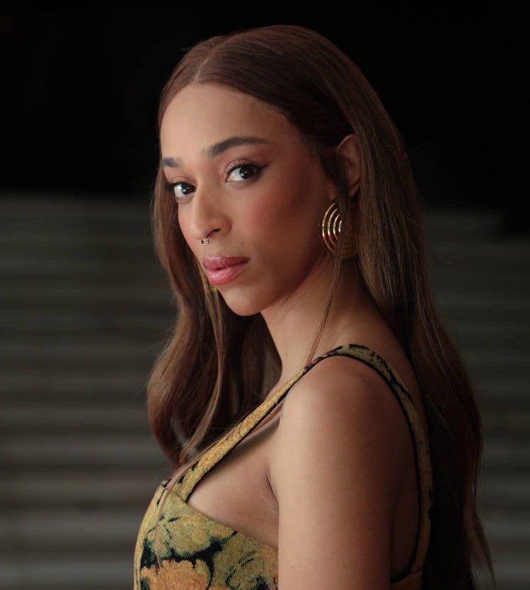 ORGULHO! Erika Hilton assume a liderança do partido PSOL e se torna a 1º mulher trans a comandar a bancada na Câmara.