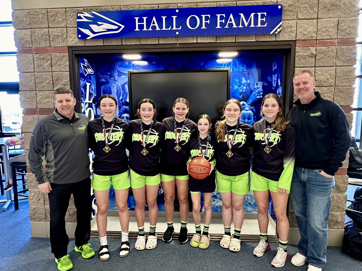 ShockerzGBB's tweet photo. Shockerz 8th grade got 1st place in their last Kearney Snow Jam! Always a fun weekend! Next year at this time you will be playing for your different high schools! Remember however, you will always be part of the Shockerz! https://t.co/dK2Zj8h7XF