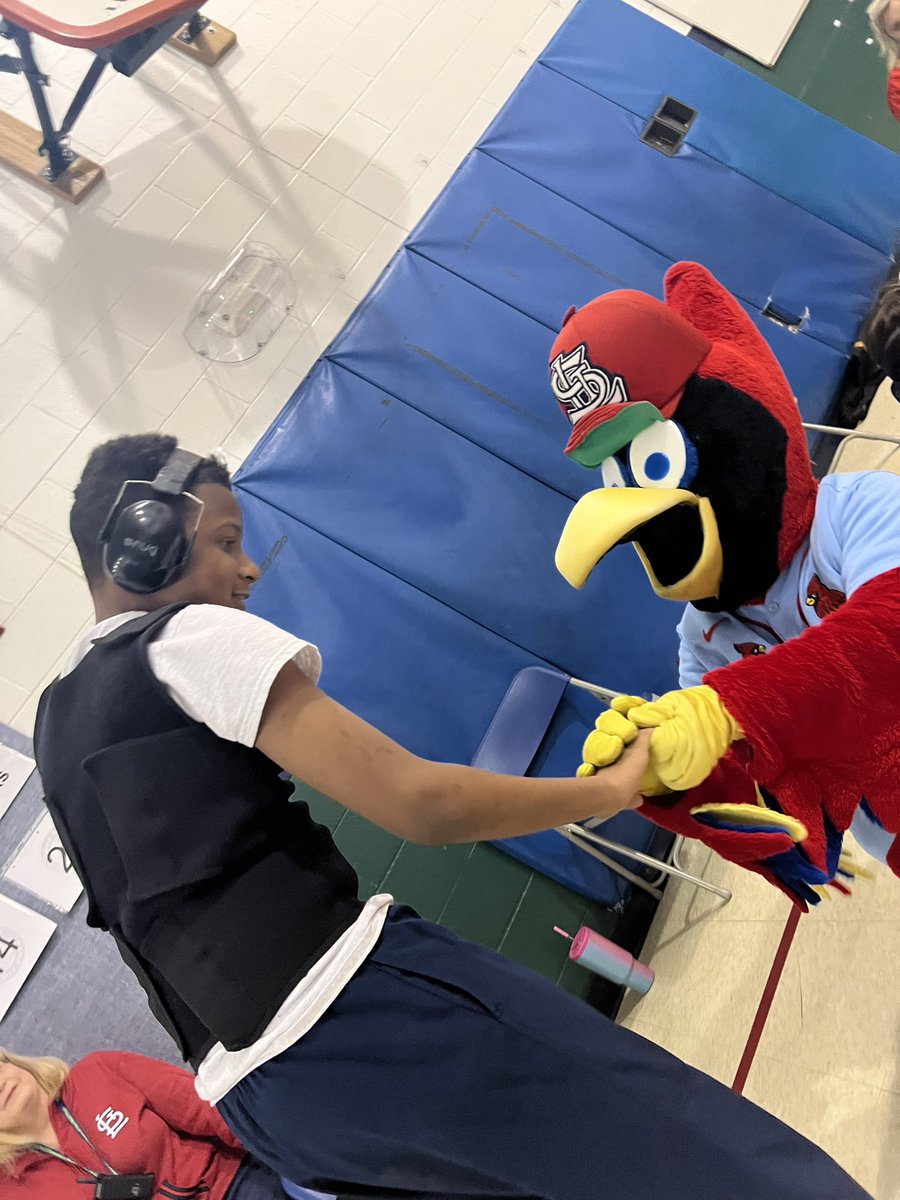 houston_5th's tweet photo. Fredbird visited us today! #wolfpuppride https://t.co/Iq8fKW9Jrd
