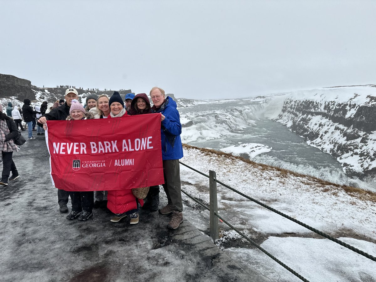 Reppin' the Dawgs in Iceland 🇮🇸 Want to travel with fellow alumni? Check out our Bulldog Tours: godaw.gs/7kwU50QFF1V #NeverBarkAlone