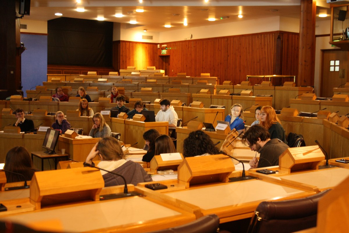 German Studies at Aberdeen (@germanabdn) on Twitter photo Today, our Honours students made a strong case for why languages matter and discussed ways to support and improve their provision in schools. Congratulations to all involved and special thanks to the <a href="/DAAD_UK_Ireland/">DAAD_UKandIreland</a> for their generous support. #saveuoalanguages <a href="/UoA_LLMVC/">Aberdeen Uni LLMVC</a> Today, our Honours students made a strong case for why languages matter and discussed ways to support and improve their provision in schools. Congratulations to all involved and special thanks to the <a href="/DAAD_UK_Ireland/">DAAD_UKandIreland</a> for their generous support. #saveuoalanguages <a href="/UoA_LLMVC/">Aberdeen Uni LLMVC</a>