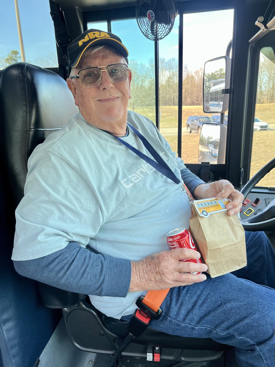 SpartDistrict6's tweet photo. We love our drivers! February is “Love the Bus Month” and to celebrate, many of our schools have been handing out snacks and goodie bags to our hardworking bus drivers and aides. Thank you for always going the extra mile to keep our students safe! #LoveTheBusMonth #D6Experience https://t.co/bbVhdpJZF3