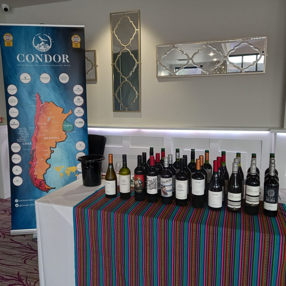 🚗 Condor on Tour! 🚗

Had a fantastic day today at Ffarm Vintners 🤩

Thanks to everyone who attended and said such nice things about our wines 😊

@BodDelRioElorza @VinaRequingua

#condorontour #condorwines #importer #wine #winetasting #winesofargentina #southamericanwines